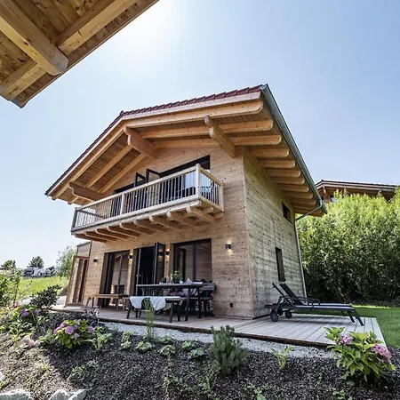 Luxus-Chalet Mit Eigener Sauna Im Vital Camp Bayerbach *