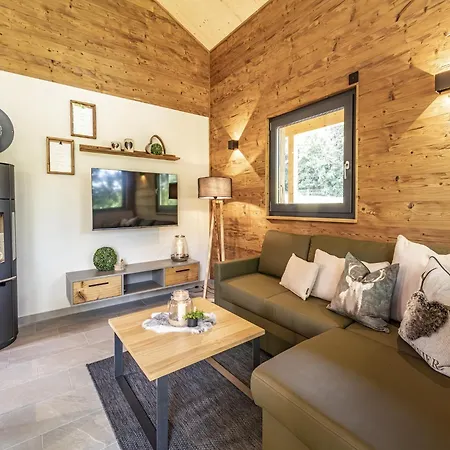 Alpesi faház Luxus-Chalet Mit Eigener Sauna Im Vital Camp Bayerbach Bayerbach